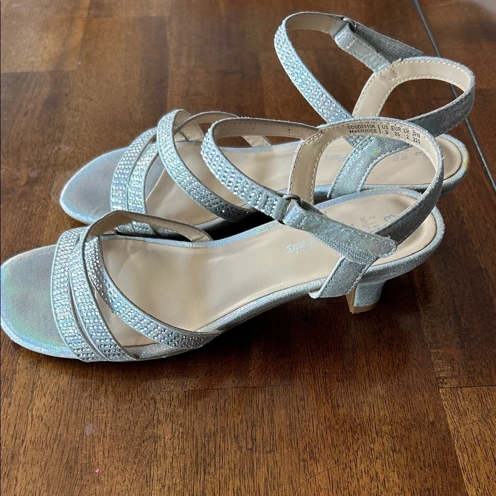 Dream Pairs Silver Strappy Sandals